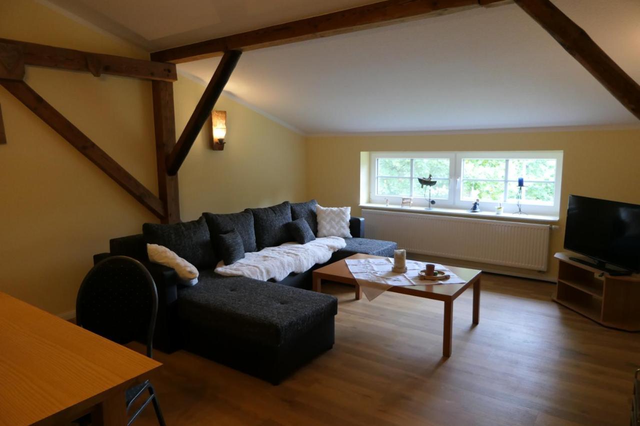 Ferienwohnung Weideglueck Osten Bagian luar foto