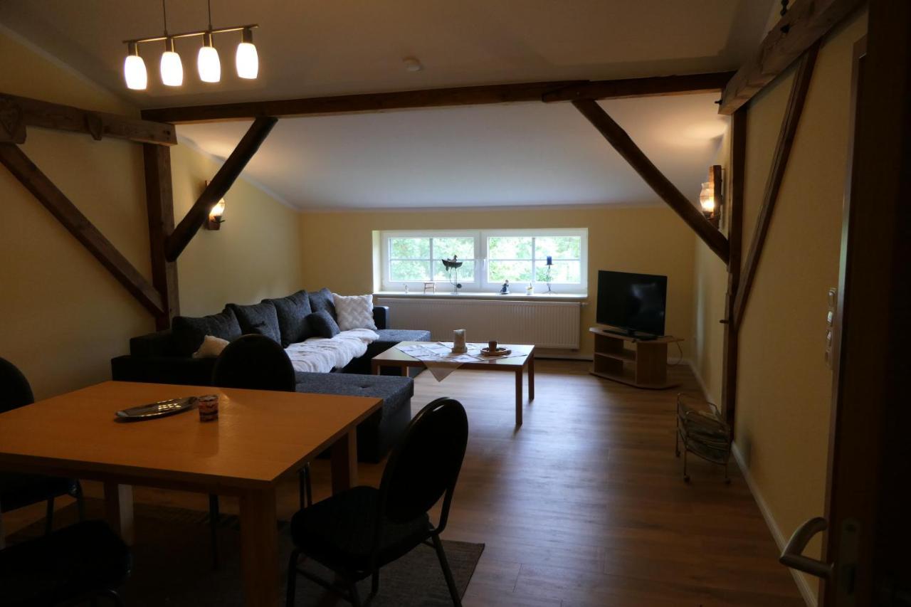 Ferienwohnung Weideglueck Osten Bagian luar foto